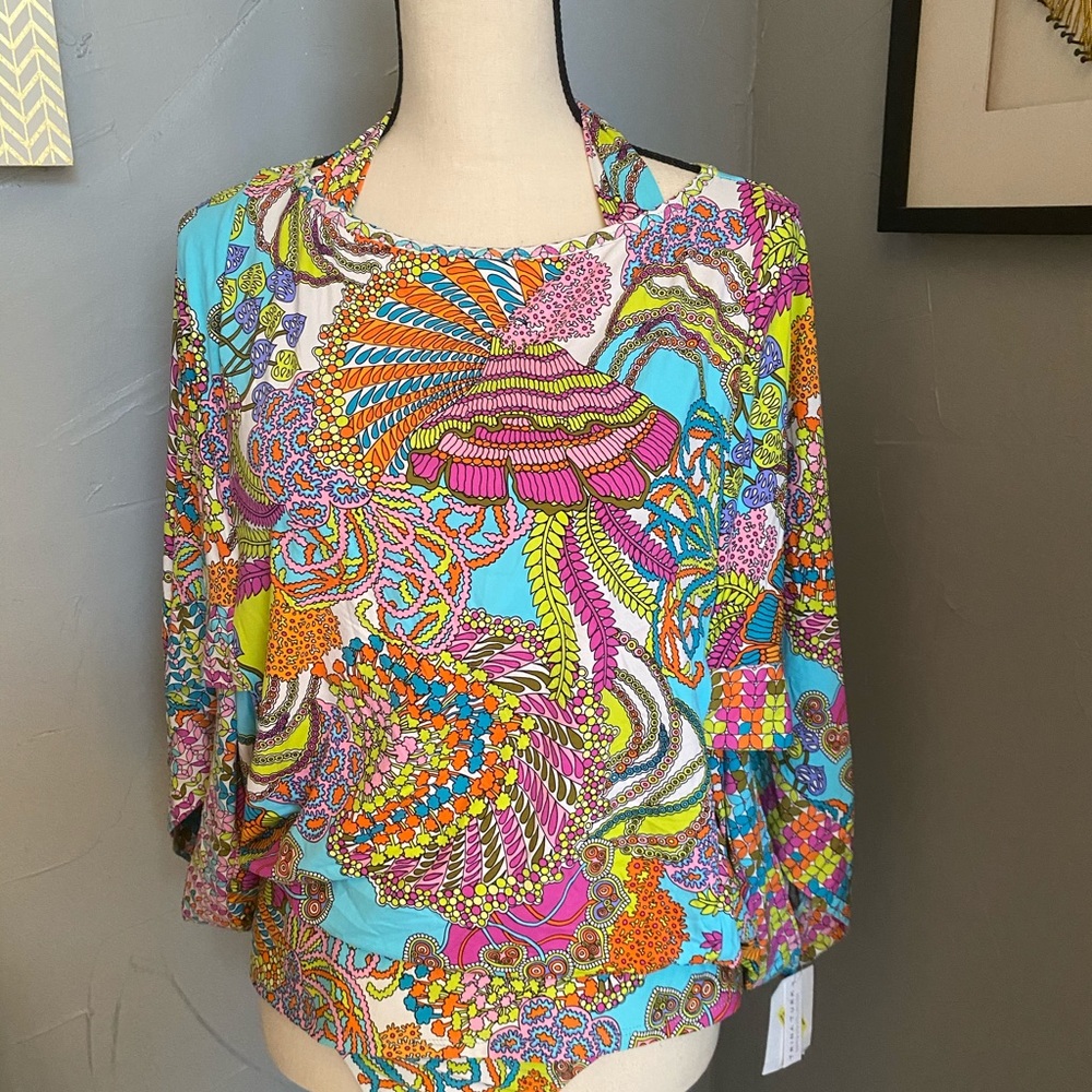 TRINA Turk Swim & Spa Collection. Shirt NWT Small